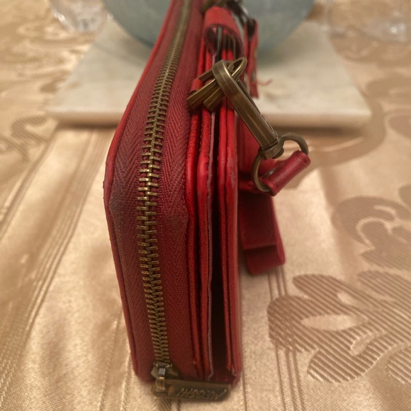 SOLD. Megshi wallet on strap - Picture 5 of 10